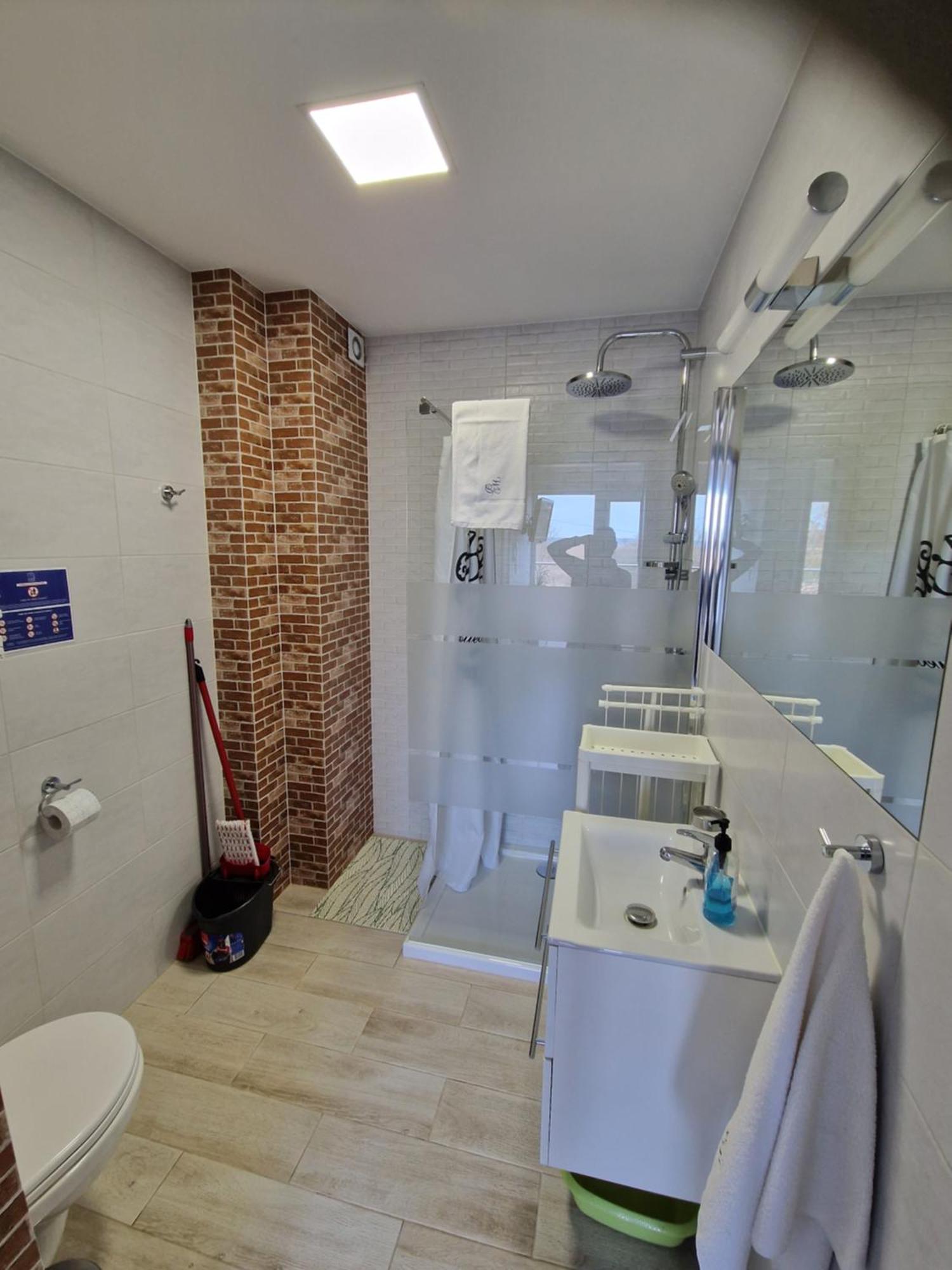 Willa Dobrylko II -Apartamenty Rewa Luaran gambar