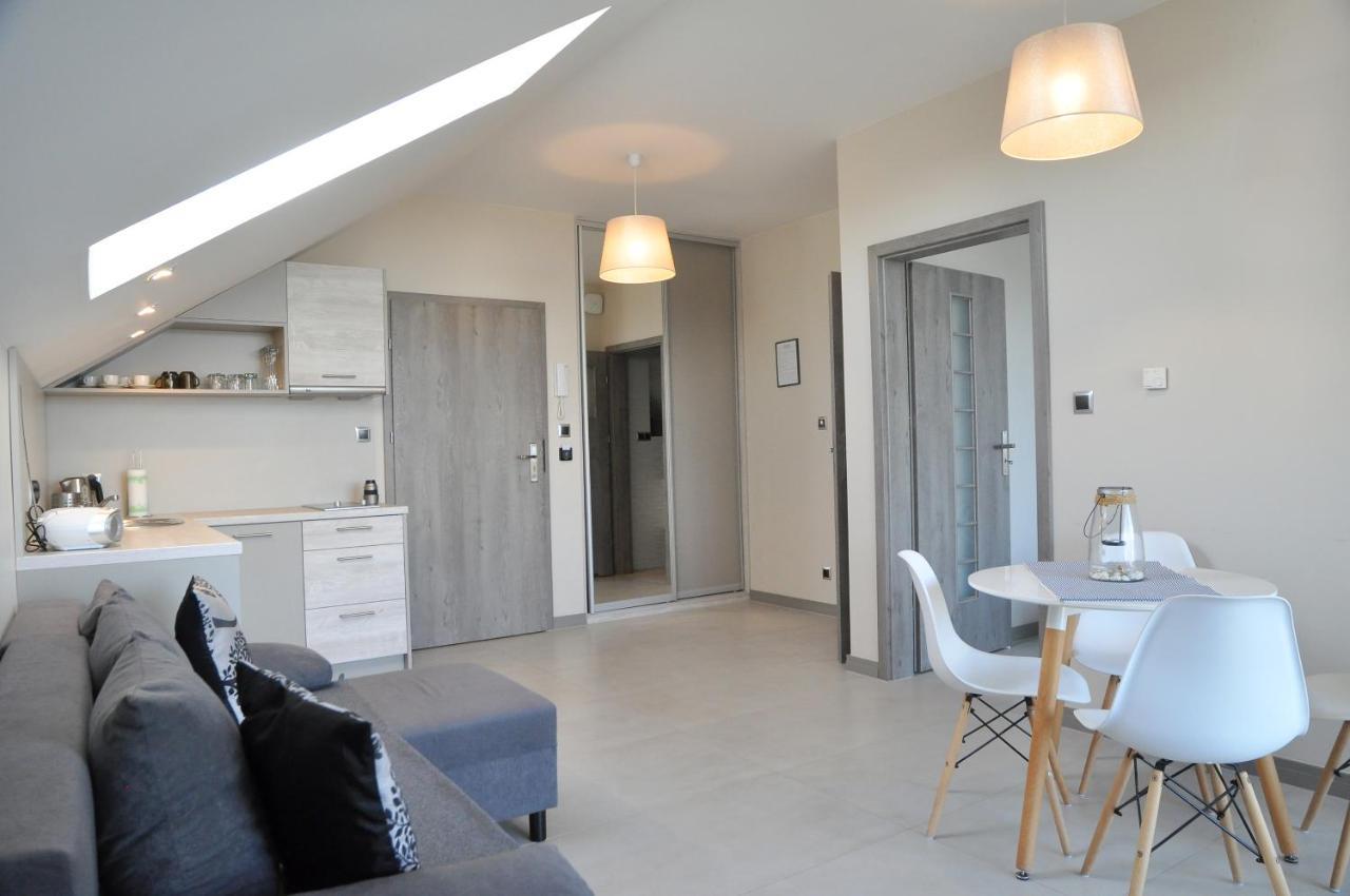 Willa Dobrylko II -Apartamenty Rewa Luaran gambar
