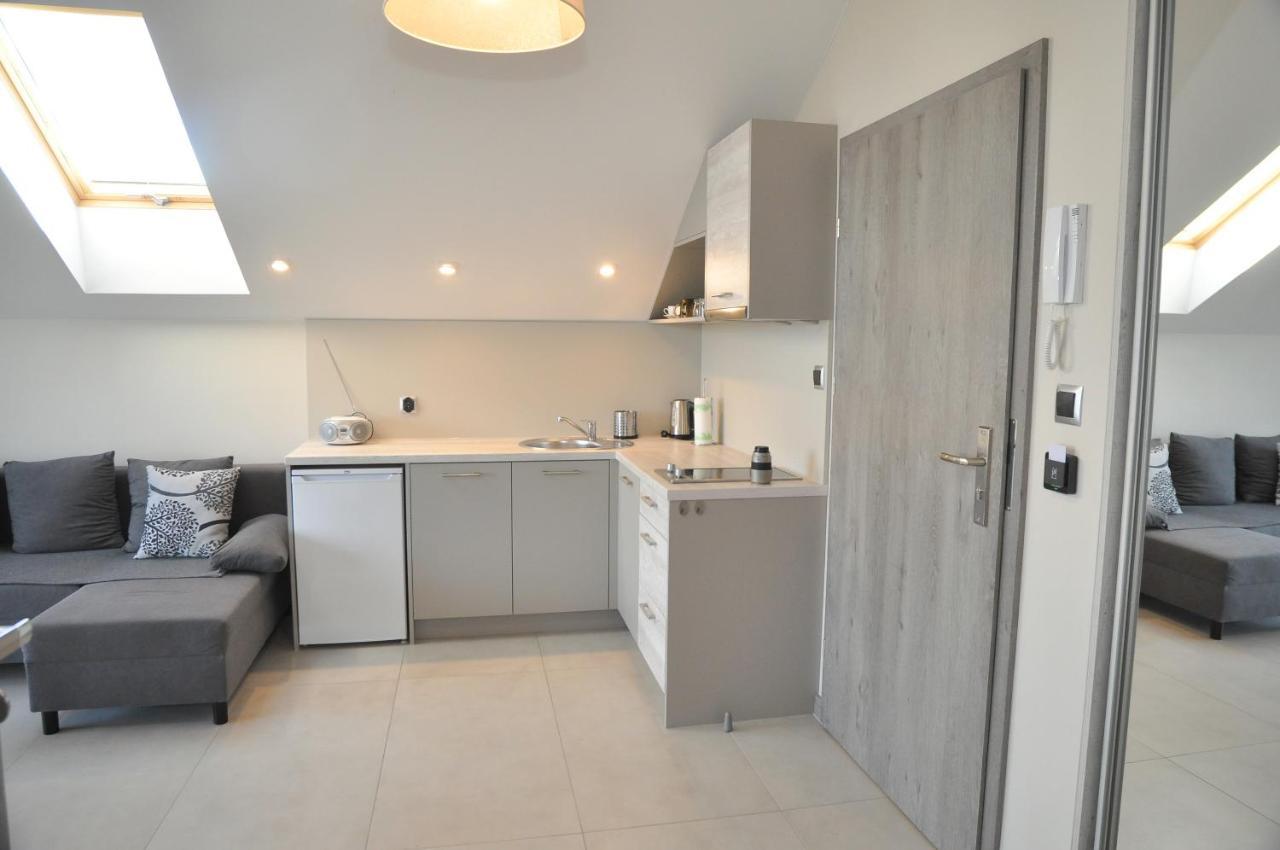 Willa Dobrylko II -Apartamenty Rewa Luaran gambar